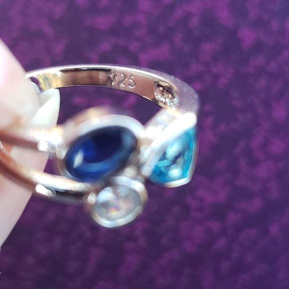 FINAL PRICE DROP Blue Sapphire .925 Silver Ring - Picture 7 of 7